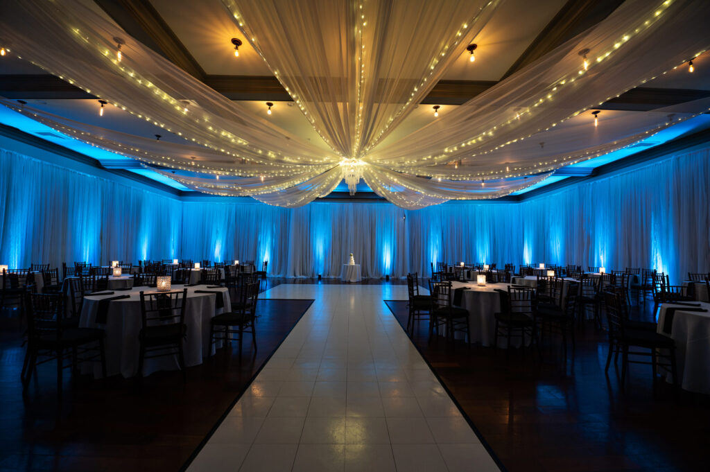 The Blue Heron – Oakview Grand Hall